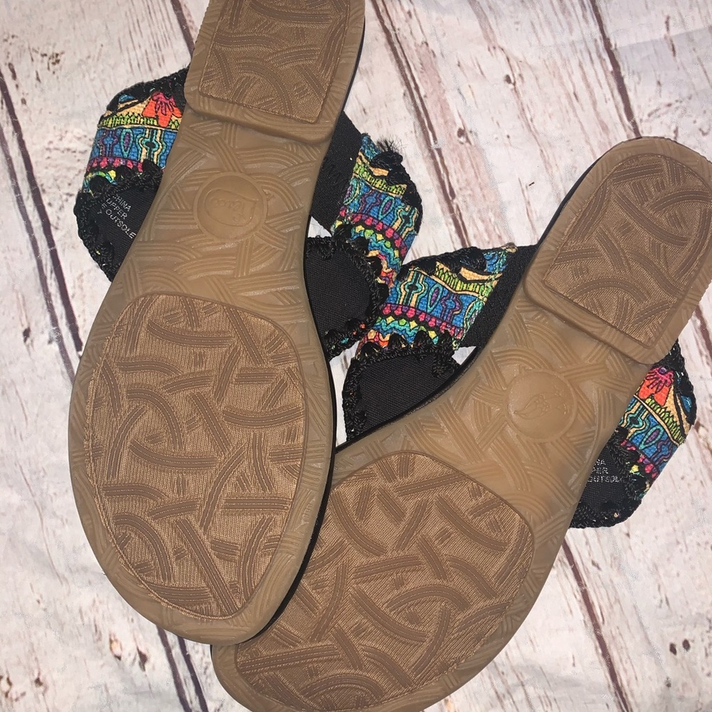 The Sak sakroots bright geometric print black sandals 7 - Picture 2 of 2